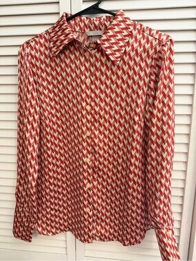 NWT H&M Pink and Cream Geometric Heart Button-Down Shirt